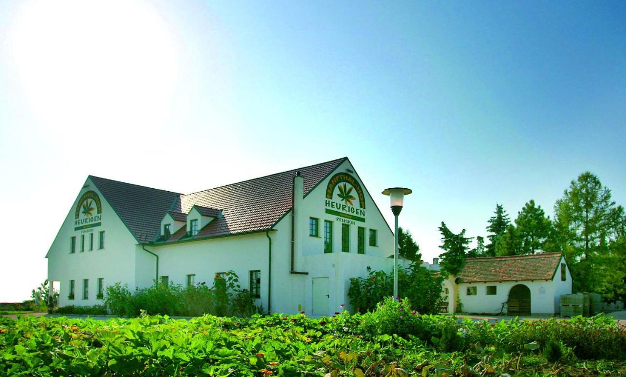 Hanfthal-Hof Laa an der Thaya Exterior photo