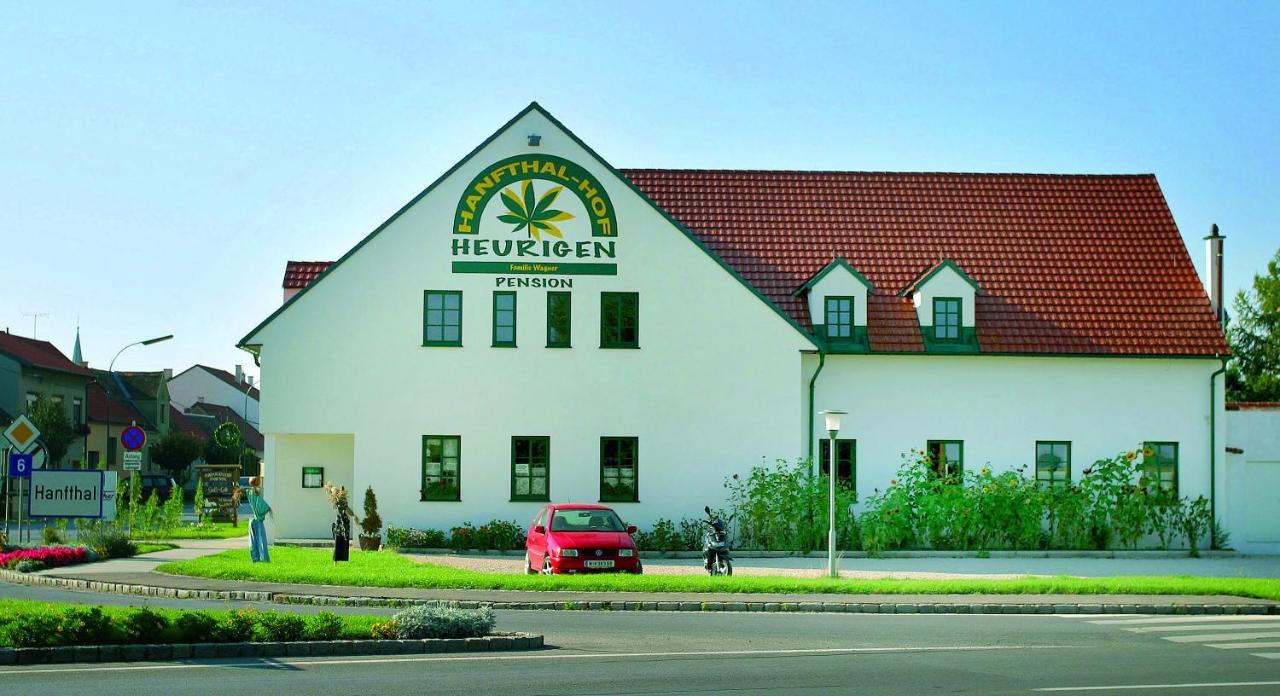 Hanfthal-Hof Laa an der Thaya Exterior photo